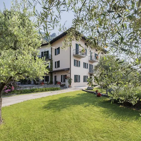 Crotto Regina Guest house 3*
